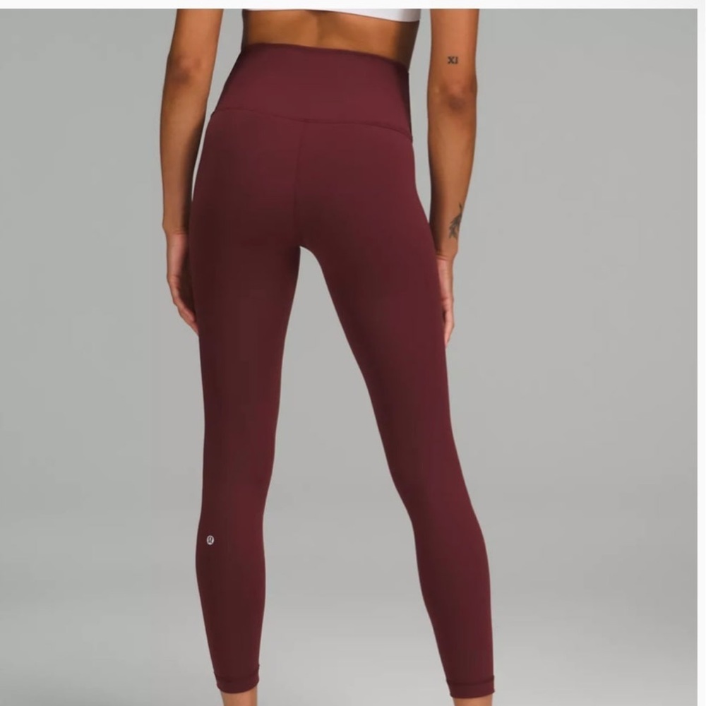 Lululemon - Picture 3 of 4